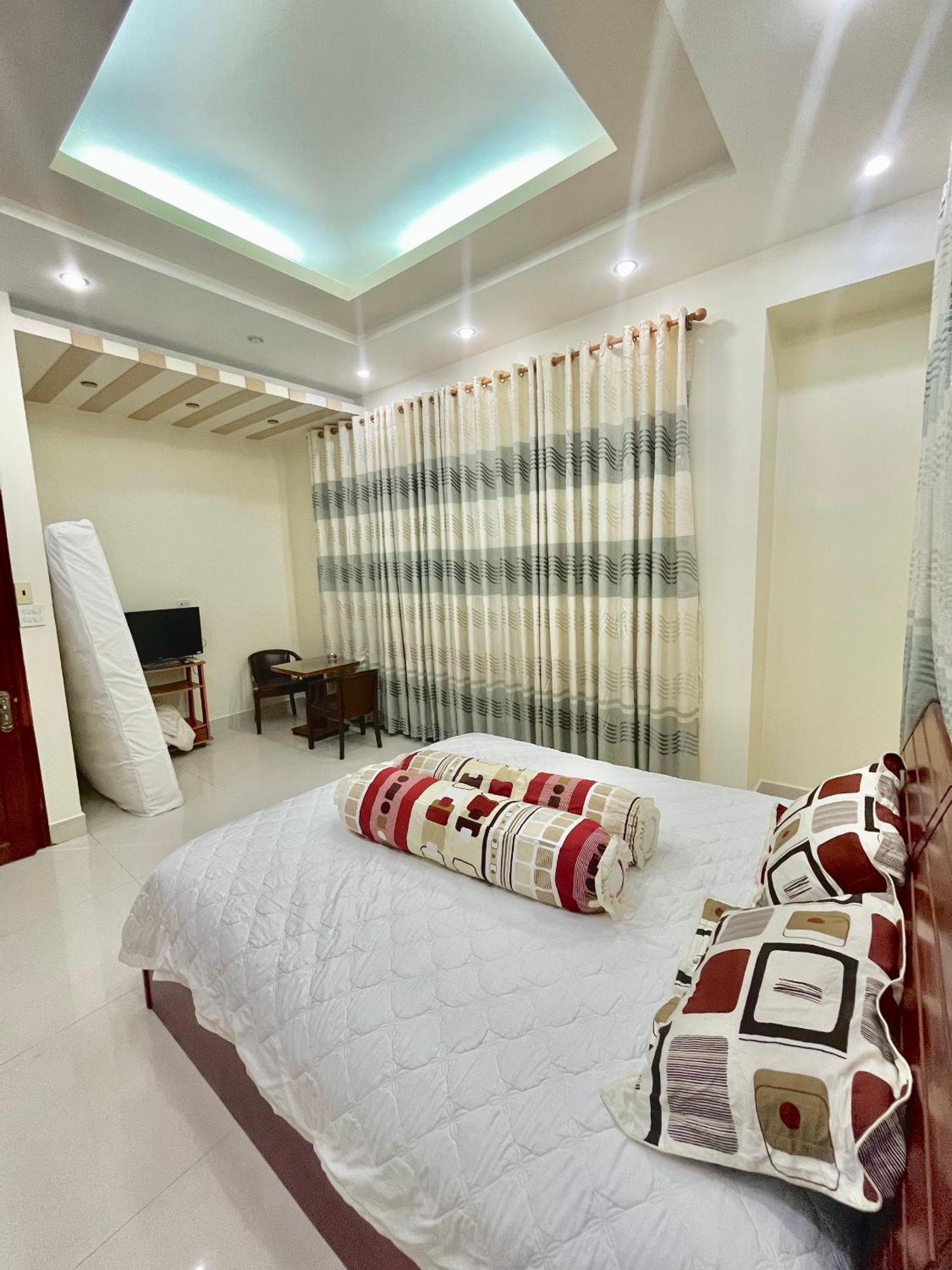 Cherry Homestay - Hoang De Motel Чау-Док Экстерьер фото