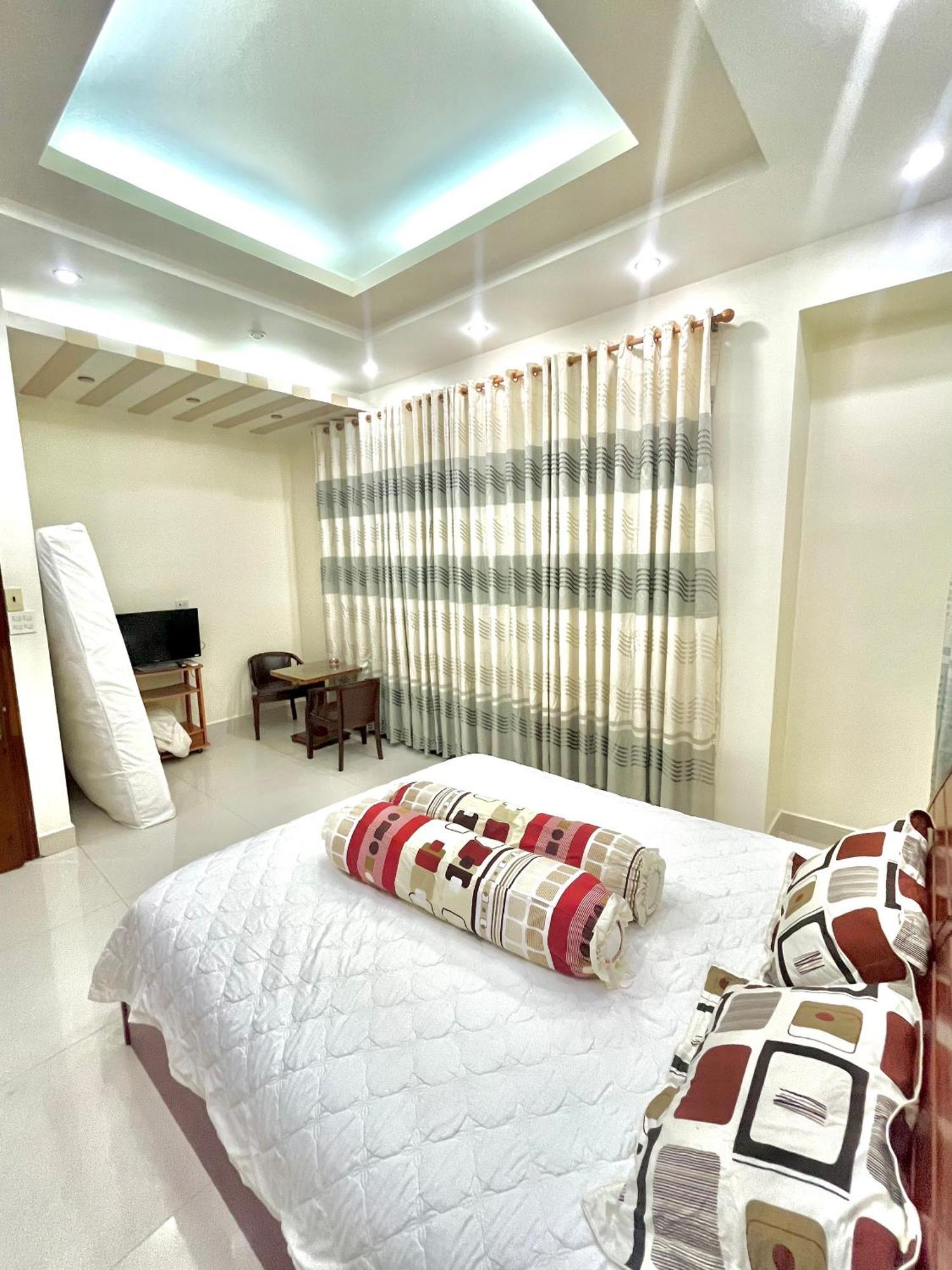 Cherry Homestay - Hoang De Motel Чау-Док Экстерьер фото